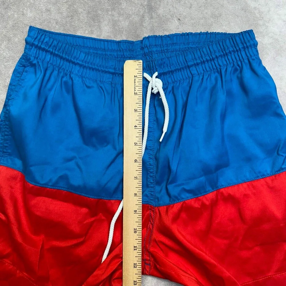 Chubbies Mens Size Large Blue Red Colorblock Swim Trunks USA Drawstring